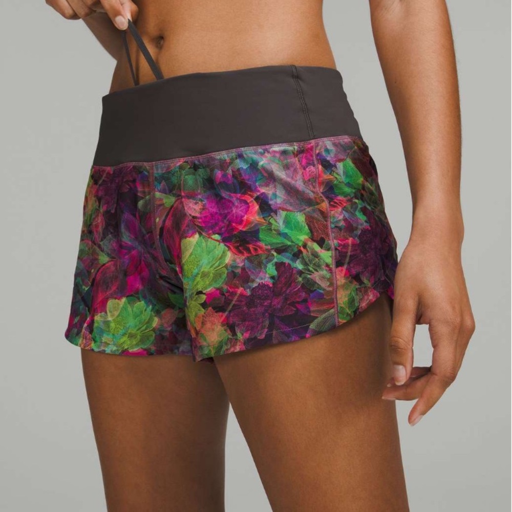 Colorful Floral Women's Shorts Lululemon Speed Up Mid-Rise Lined Short 4"